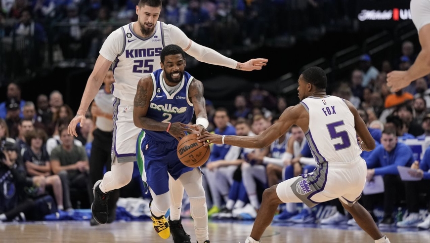  欧文末节接管比赛独行侠逆转马刺