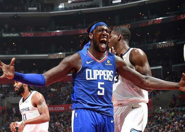  布克高效砍下40分太阳击败快船稳居西部前列